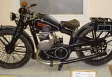 Фотографії: Скарб, знайдений в лісі, мотоцикл часів Великої Вітчизняної війни