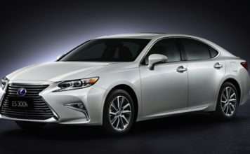 2016 Lexus ES для Росії | Новий 2.0-літровий мотор