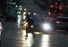 Световозвращающая одяг: модне віяння або реально рятує на дорозі?