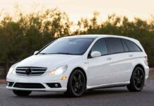 Випущений в кількості двохсот штук mercedes r63 amg сьогодні нікому не потрібен