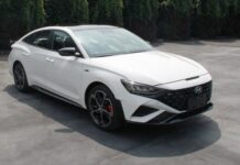 Седан hyundai lafesta змінив мотор і знайшов версію n line в надії повернути покупців