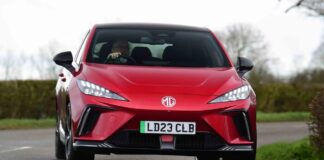 MG4 Електричний хетчбек: лізинг знижує ціну до £177,98 на місяць