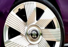 Навіть Rolls-Royce відчуває ціновий тиск електромобілів