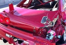 Пошкодження Skyline GT-R під час зіткнення навантажувача Laguna Seca, подано позов