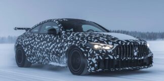 Mercedes-Benz анонсировал высокопроизводительную CLE с двигателем V8