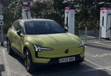 Volvo EX30: Ризик пожежі акумулятора – власникам рекомендується обмежити зарядку