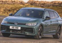 Volkswagen Passat Black Edition: Преміальний гібрид, що підключається, доступний за £250 на місяць