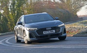 Audi A5 Avant: Вишуканий Універсал для Вибагливого Водія