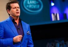 Jaguar Land Rover Повертає Головного Дизайнера Джеррі Макговерна