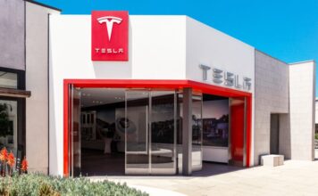 Tesla заперечує закони Північної Дакоти у боротьбі проти традиційних автодилерів