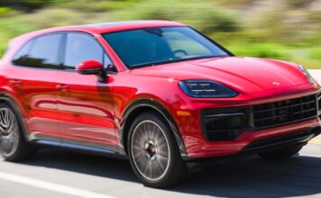 Porsche Cayenne Coupe: коли міць зустрічається з універсальністю в розкішному позашляховику