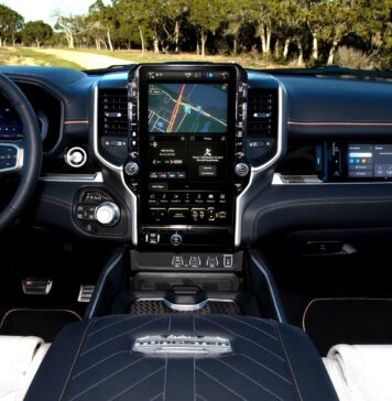 Стеллантіс витягнув чорну скриньку барана і залишив у власника купюру в 15 000 доларів