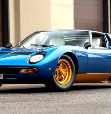 Легендарна Miura SV: рідкісний шедевр у кольорі Bleu Tahiti вирушає на аукціон