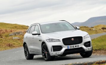 Обзор Jaguar F-Pace: кроссовер для водителя, где драйв важнее мягкости