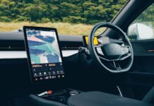 Polestar нарешті зрозумів: поверніть кнопки!