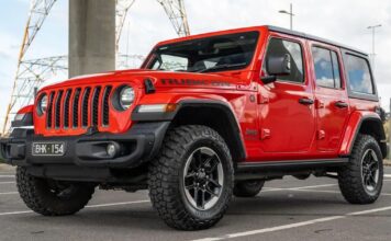 Власникам Jeep: негайно відженіть машину