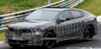 L’iX4 della BMW abbandona il tetto
