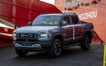 BYD повертає гроші покупцям через плутанину з роками випуску 2025/2026