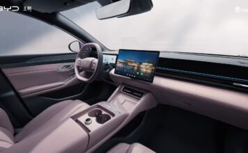 Салон и характеристики BYD Qin Max: когда появится быстрая зарядка в автосалонах?