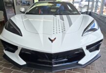Chevy хотів 104 тисячі доларів за свій Patriotic Corvette, учасники не хотіли перевищувати 89 тисяч доларів