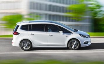 Opel Zafira 2017: чому цей спортивний мінівен перевизначає сімейні автомобілі