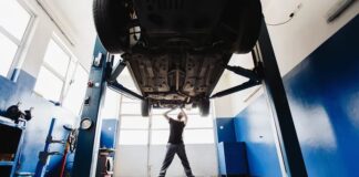 Przestań mówić „Tuning”: przestarzały termin używany przez mechanikę do pobierania wyższych opłat